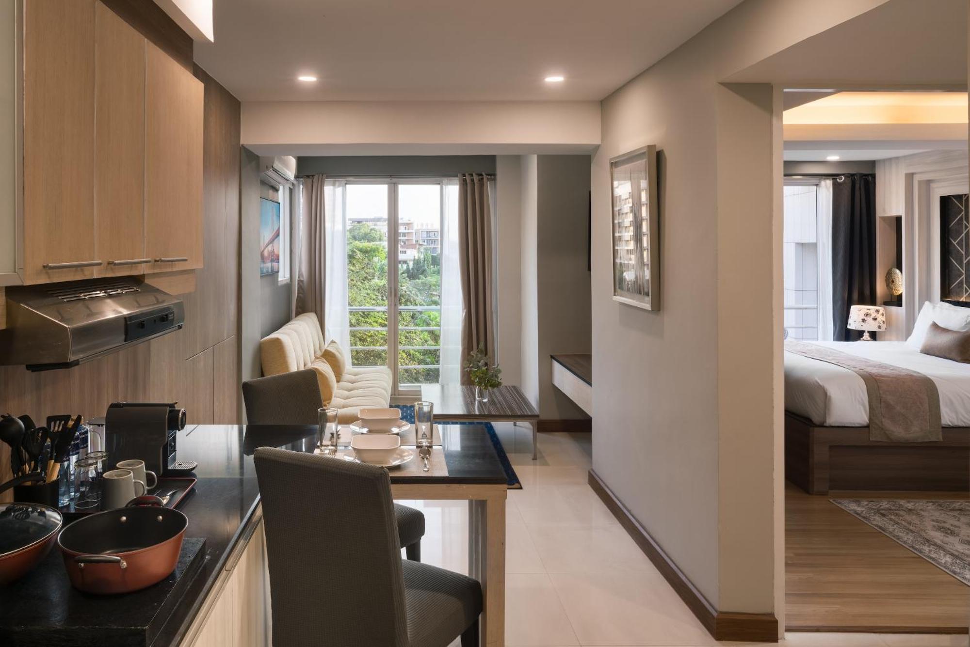 Aspira Suites Sukhumvit 20 Bangkok Bagian luar foto